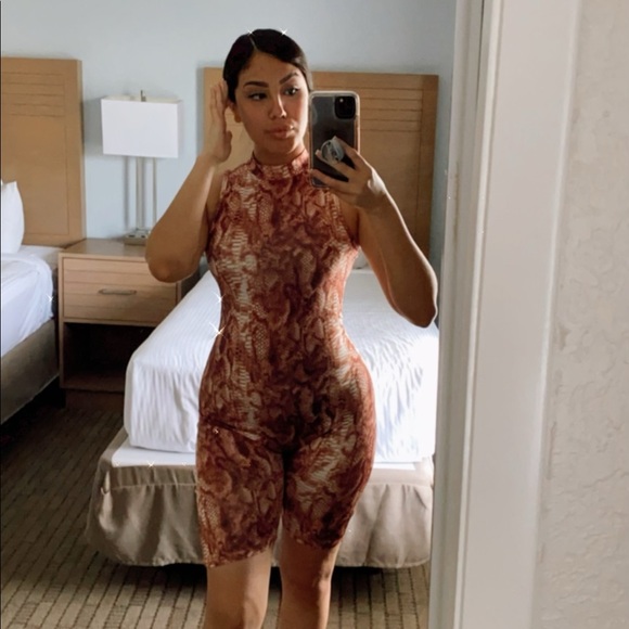 Meet your Posher, Jaclyn - Picture 6 of 7